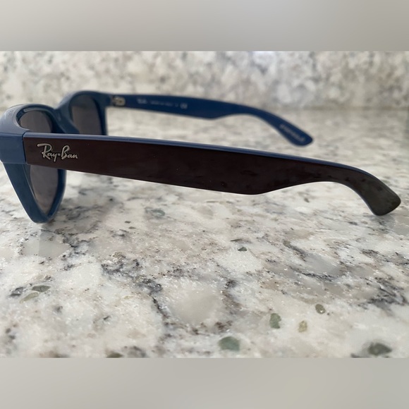 Ray Ban New Wayfarer Classic - Picture 3 of 3
